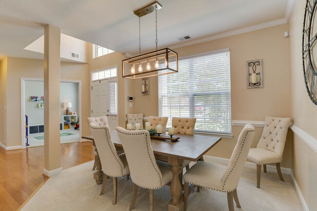 Photo - 1945 Breck Ave