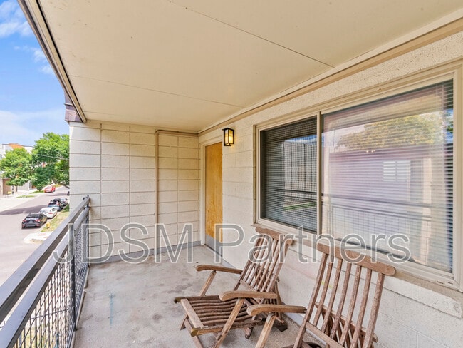 2860 W 32nd Ave