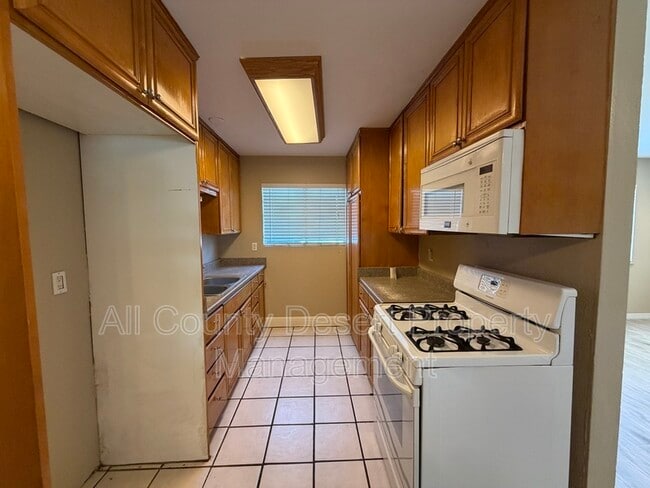 Photo - 43714 Aztec St