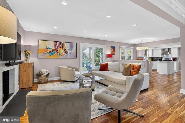 Photo - 2208 Halter Ln