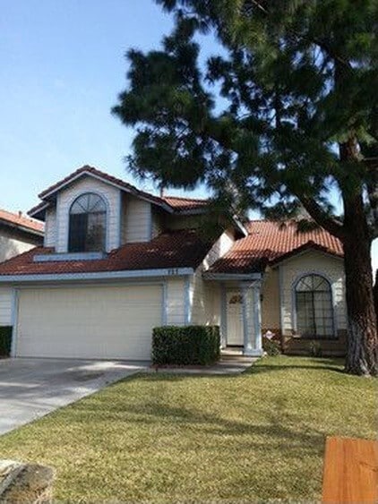 LIVE THE DREAM IN A PRIVATE HOA COMMUNITY ... - LIVE THE DREAM IN A PRIVATE HOA COMMUNITY ...