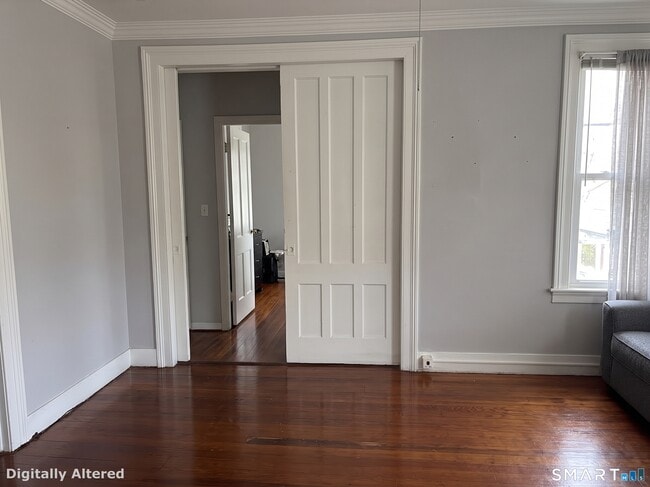 90 Oak St Unit 2