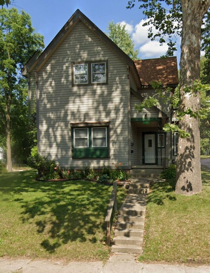 Photo - 1831 N 13th St Unidad 1 (Downstairs)