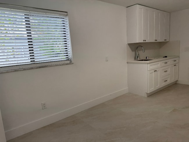 Photo - 4471 SW 1st St