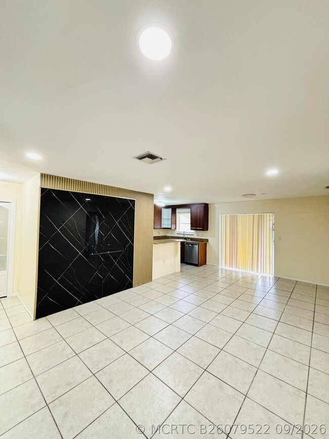 1411 NW 79th Way