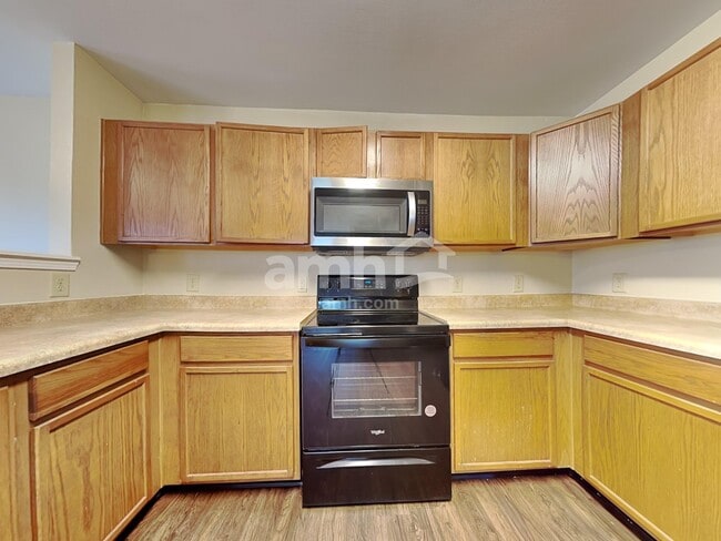 Photo - 911 Swearngan Ridge Ct