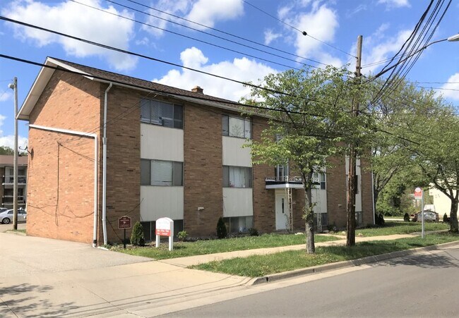 Photo - 526 Zahn Dr Unit 1