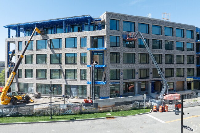 Photo - Brownstones & Lofts at Edge-on-Hudson
