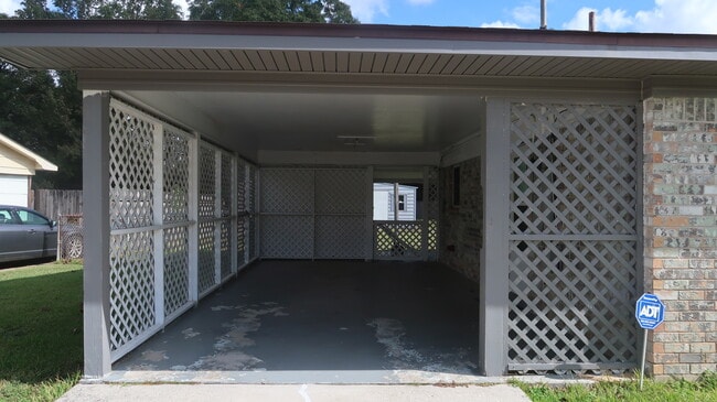 Photo - 8130 Kimberlin Dr S