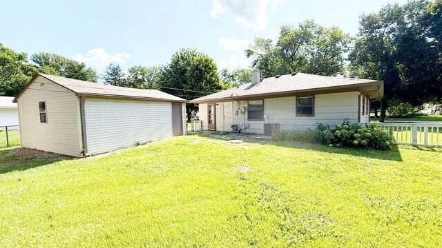 Photo - NORTH EAST SIDE 3 BEDROOM HOME AVAILABLE NOW!