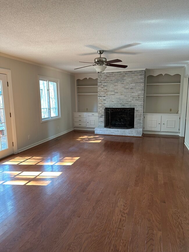 Photo - 147 Pine Ridge Dr