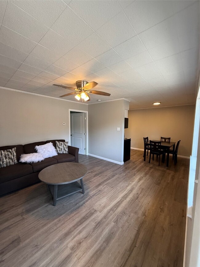 Photo - 120 Charles Barker Ave