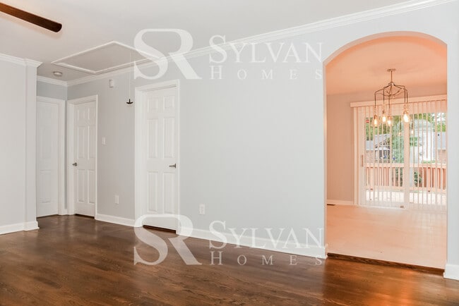 Photo - Lease today! No extra charge for contentment and relaxation!