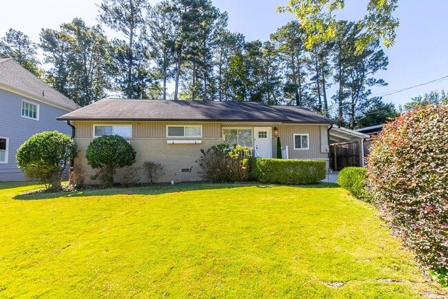 Photo - 1507 Cortez Ln NE