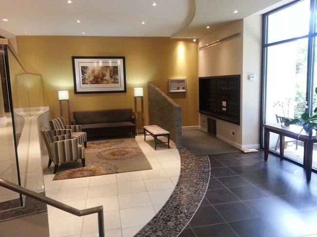 Lobby - 3601 Wisconsin Ave NW Unit 810 - Penthouse