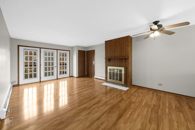 Photo - 2300 Glen Pointe Dr Unidad F