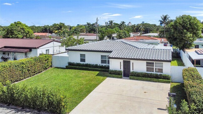 18362 NE 20th Pl