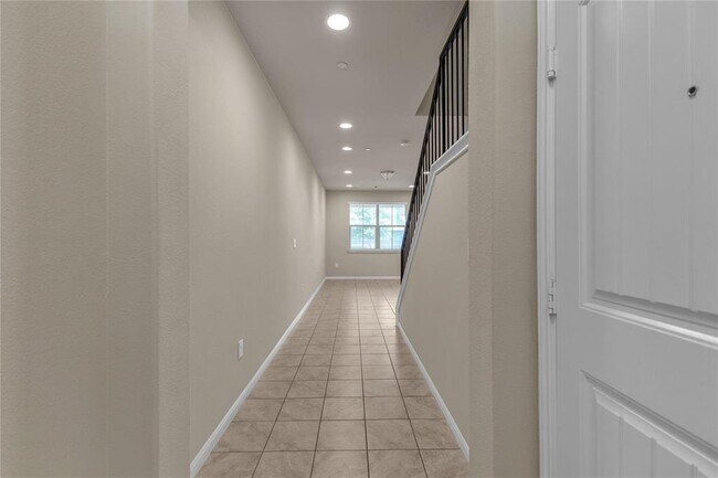 2880 Donnell Dr Unidad 2003
