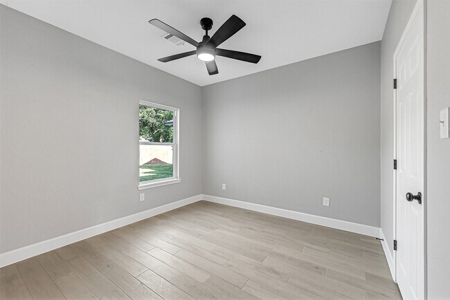 Photo - 12009 Meadowgreen St