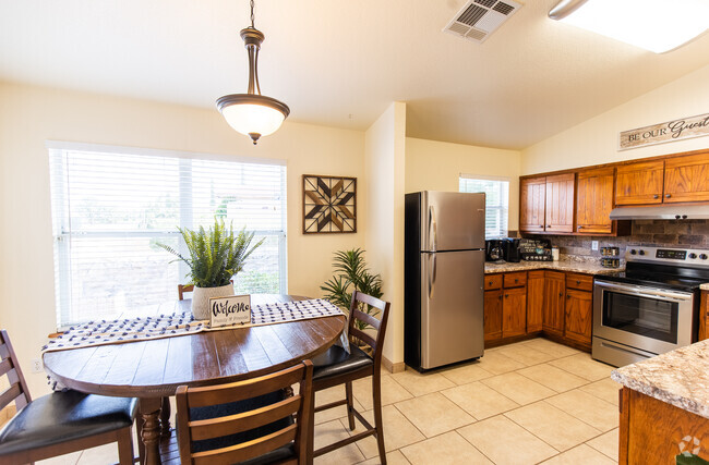 Building Photo - 2367 Saturn Cir Rental