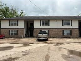 Building Photo - 405 Oak St Unit 203