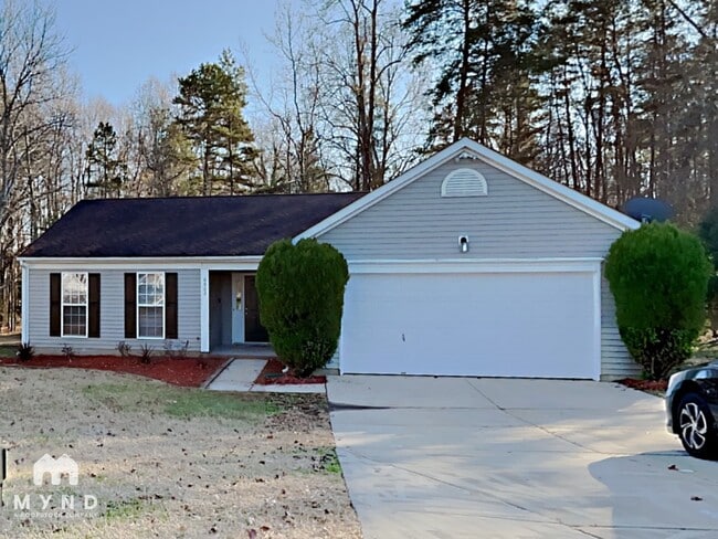 Building Photo - 6902 Kentucky Derby Dr