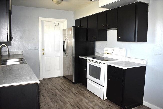 Photo - 5920 Riviera Dr