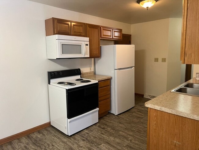 Photo - 1551 E Stonehenge Dr