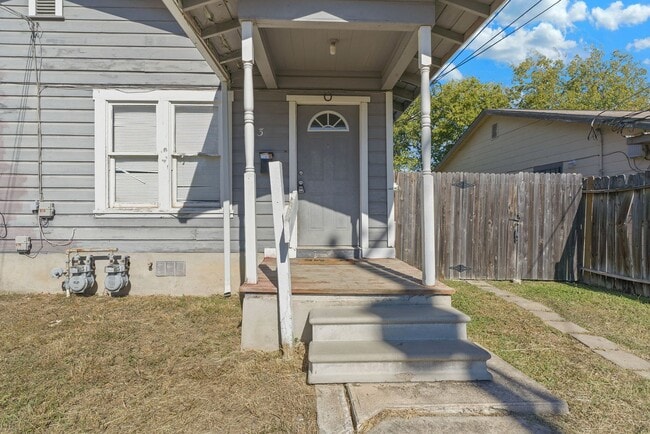 Photo - 313 La Manda Blvd