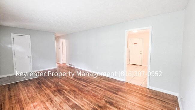 Photo - Beautiful 4 Bed, 2 Bath Home in Kansas City