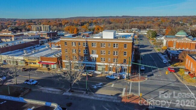 Photo - 197 N 2nd St Unidad 003