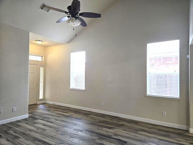 Photo - 6435 Richland Hills Dr