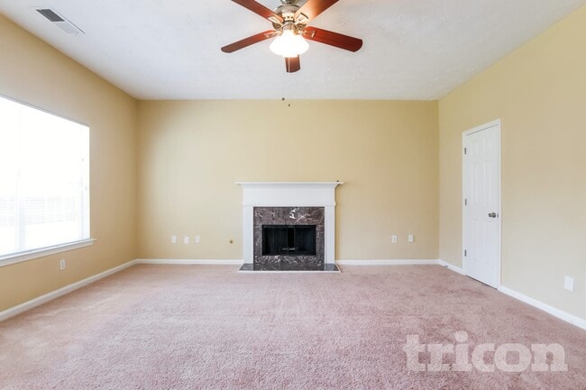 Photo - 130 Labrea Blvd