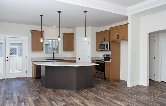 Photo - 3 Bedroom 2 Bath home on the west end!