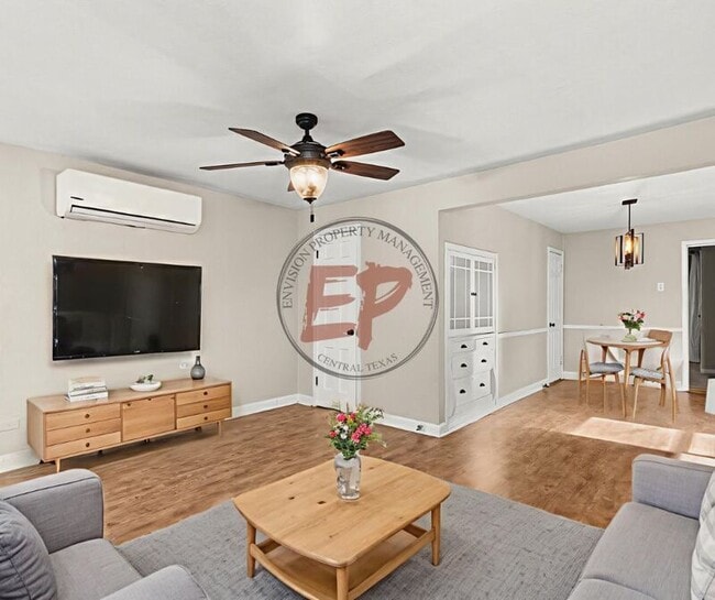 Photo - 915 N 19th St