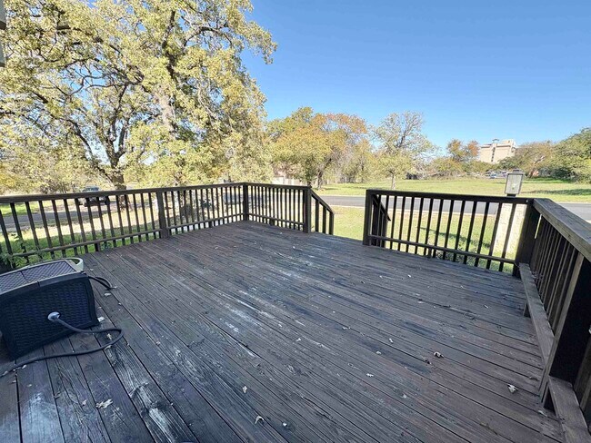 Photo - 601 Free Rein