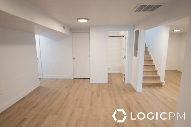 171 E 3000 S Unidad Basement