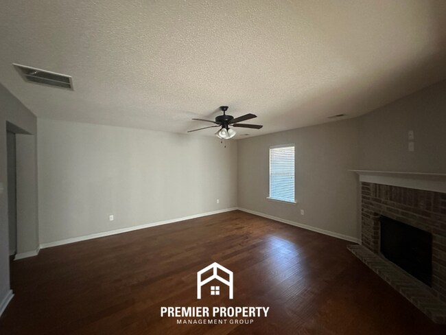 Photo - 1144 Blake Rd