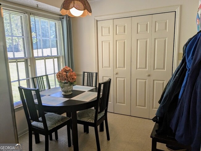 Photo - 1010 Cherokee Cir