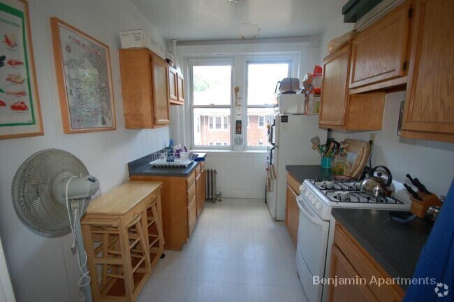 Building Photo - 1842 Commonwealth Ave Unit 16 Rental