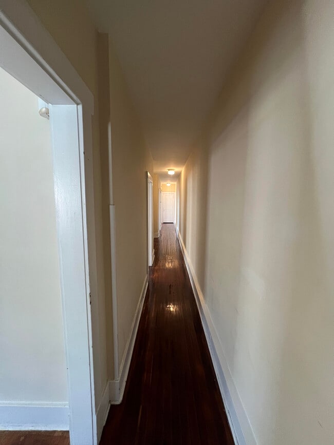 Building Photo - 1411 N Washington Ave Unit 1B