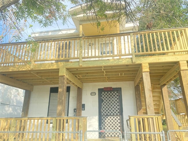 Building Photo - 5618 Avenue L Ave Rental