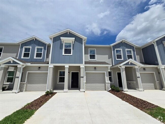 Building Photo - 3070 Chantilly Dr Rental