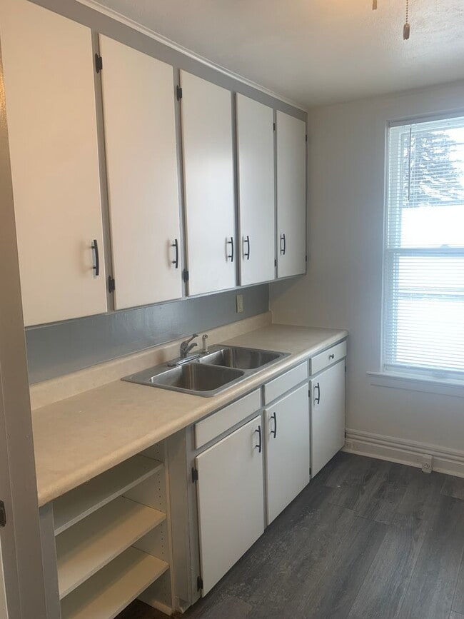 Photo - 228 Locust Ave Unit 228 Locust Ave Amsterdam NY 12010 - 2