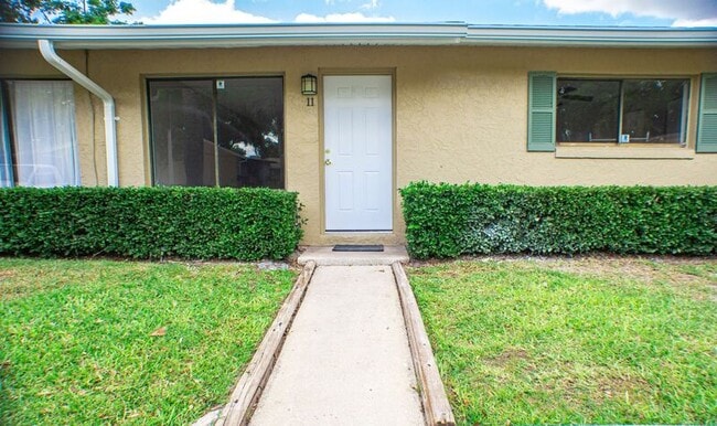 Building Photo - 725 Northlake Blvd Rental