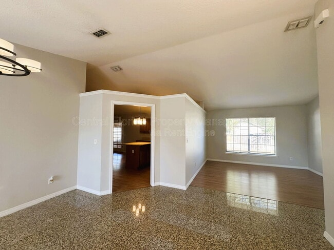 Photo - 1407 Spring Ridge Dr