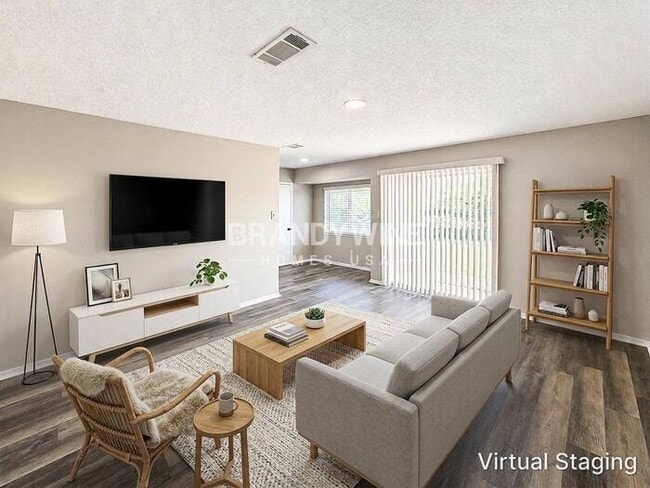 Photo - 8428 Raymond Ave