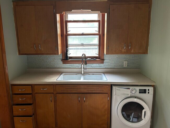 Photo - 243 N 3rd St Unit B