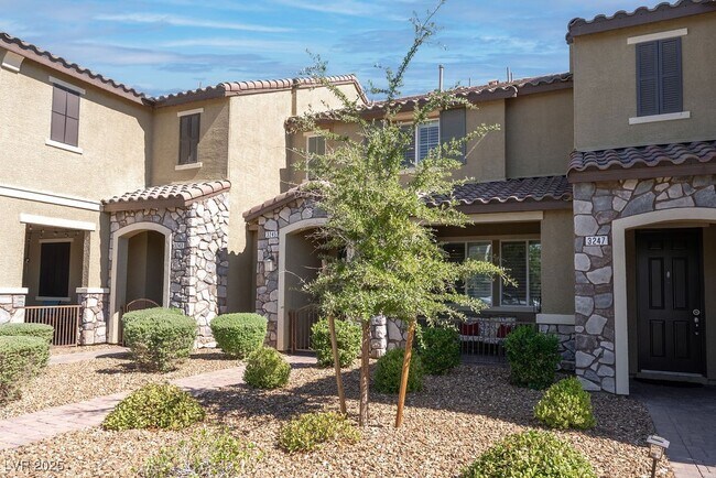 Photo - 3245 Montage Dr