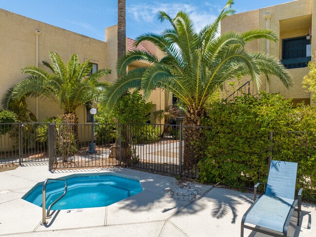 El Diablo Apartments